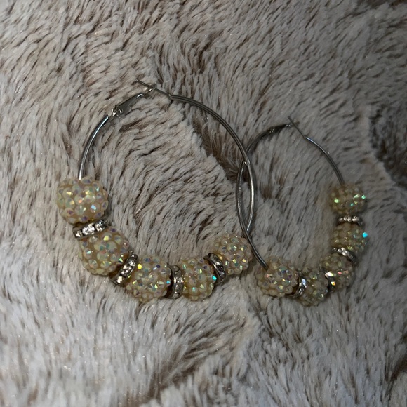 Earring bundle - Picture 2 of 4